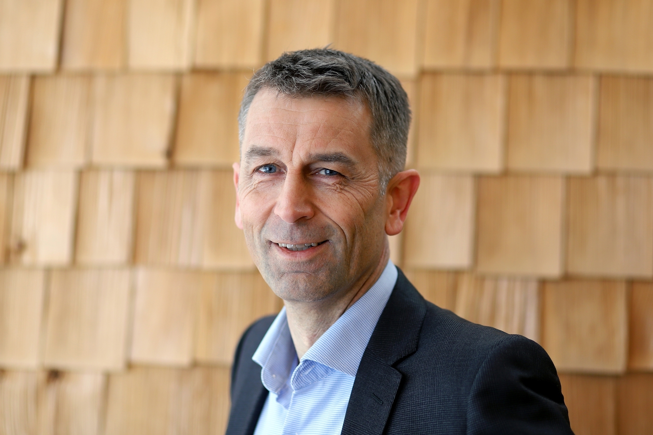 Dr. Rolf Jarle
